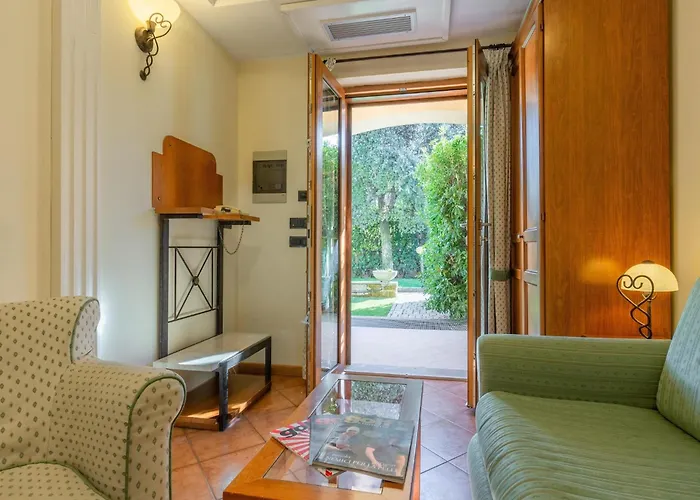 Tranquil Retreat Near For 4
