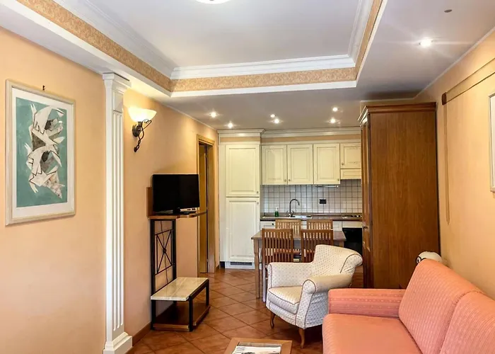Tranquil Retreat Near For 4 *