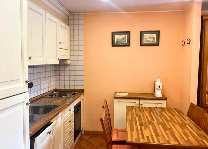 Apartment Tranquil Retreat Near For 4